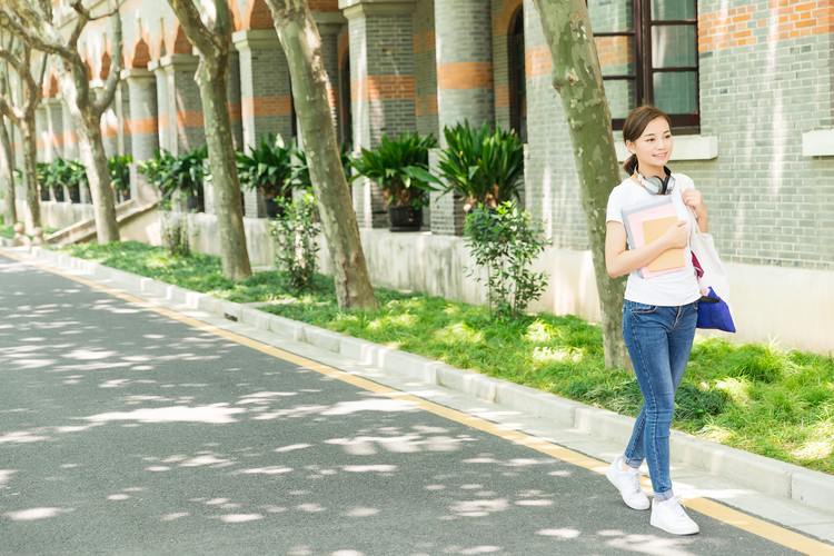 成都所以卫校_成都的卫校