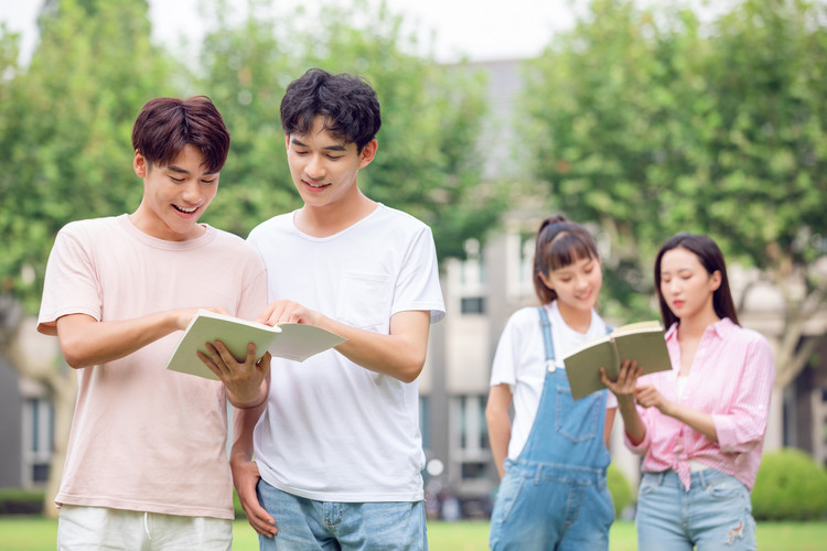长沙初中学电商好的学校_长沙有电子商务专业的中专